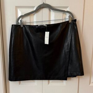 A&F  Black Leather mini Skort